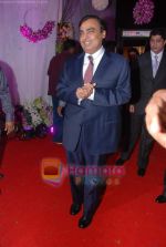 Mukesh Ambani at Nitish Rane_s wedding reception in Mahalaxmi Race Course on 28th Nov 2010 (2).JPG